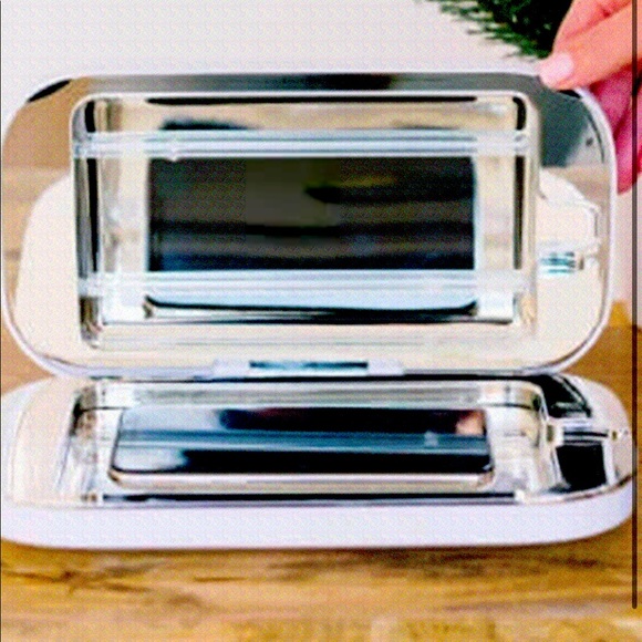 Phonesoap v.3 Cell Phones & Accessories Phonesoap Disinfectant Device Brand New With